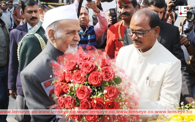 Jharkhand Governor Syed Ahmed welcomed by Assembly speaker Dinesh Oraon